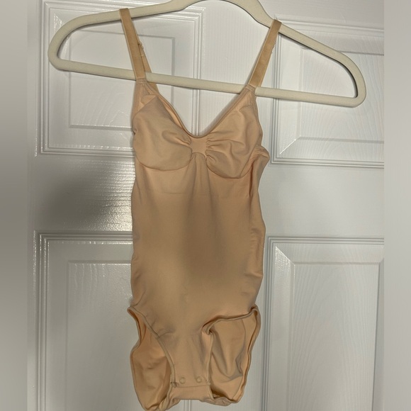 SKIMS Tops - Skims Shapewear Bodysuit NWOT